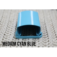 Vanity Fur Brush Cover Medium - Cyan